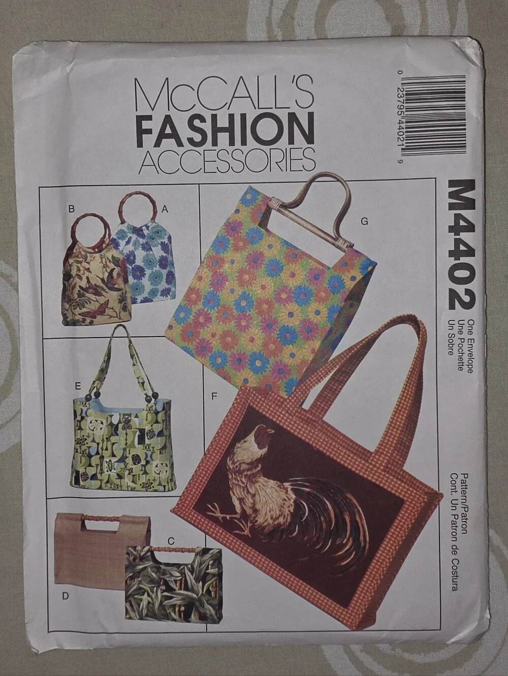 Sewing Pattern M4402 McCall's Fashion Accessories Floral Tote Bag Multicolor